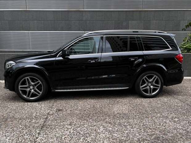 Mercedes-Benz GLS 350 d 4MATIC AMG — foto 2