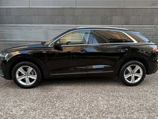 Audi Q8 45 TDI S Line — foto 2