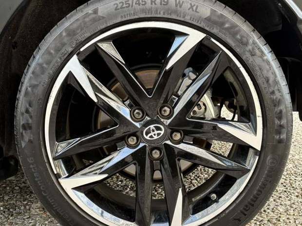Toyota C-HR 180H GR Sport — foto 7