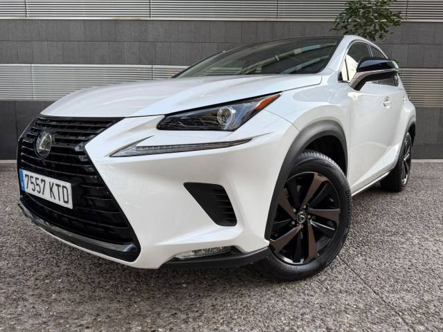 Lexus NX 300h Sport Edition — foto 4