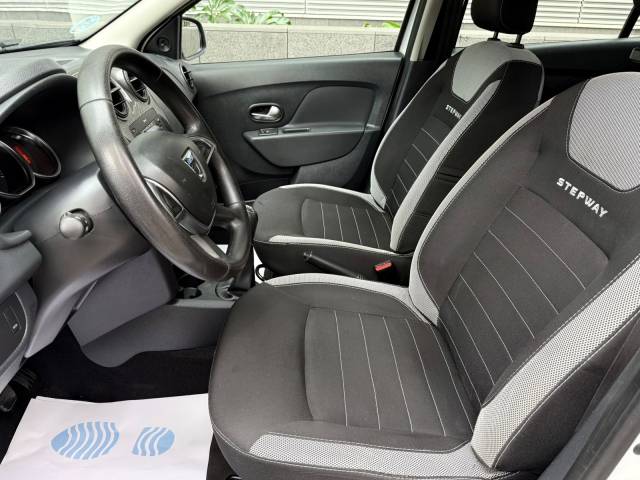Dacia Sandero Stepway TCe 90 — foto 8