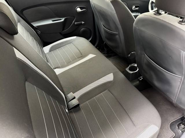 Dacia Sandero Stepway TCe 90 — foto 9