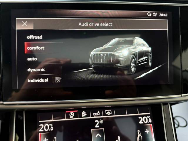 Audi Q8 45 TDI S Line — foto 14