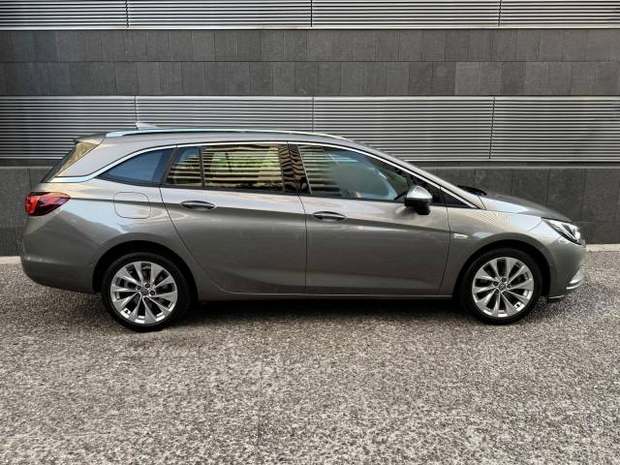 Opel Astra 1.6 CDTi Excellence ST — foto 4