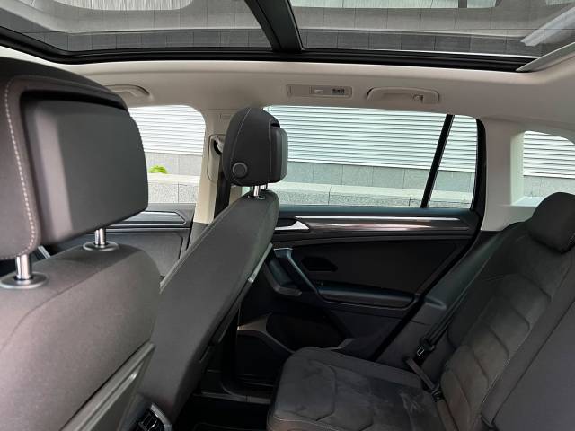 Volkswagen Tiguan 2.0 TDI Sport R-Line — foto 16