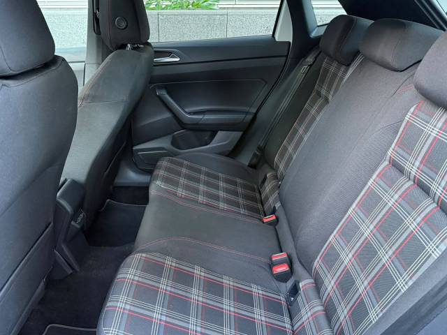 Volkswagen Polo GTI 2.0 TSI DSG — foto 18