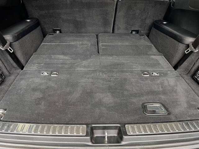 Mercedes-Benz GLS 350 d 4MATIC AMG — foto 32